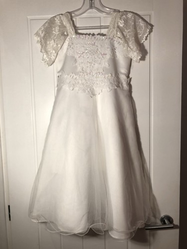 Girls holy communion - holy,